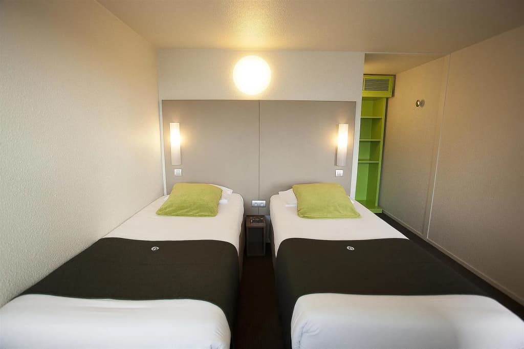Hotel Campanile Mulhouse Sud - Morschwiller - Photo 2