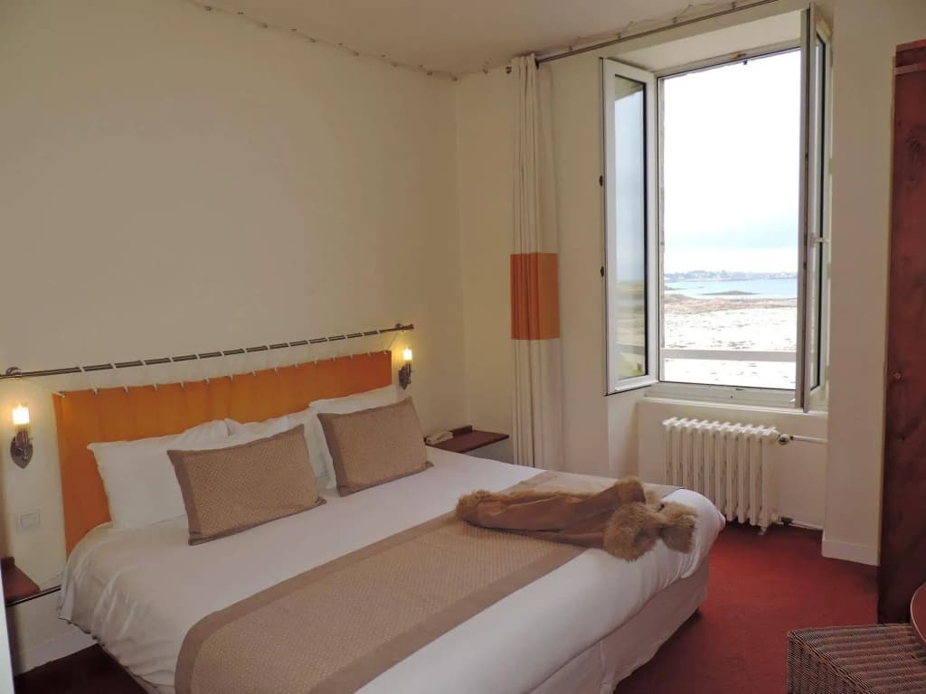 Hôtel Aux Tamaris - Vue Mer - Photo 4
