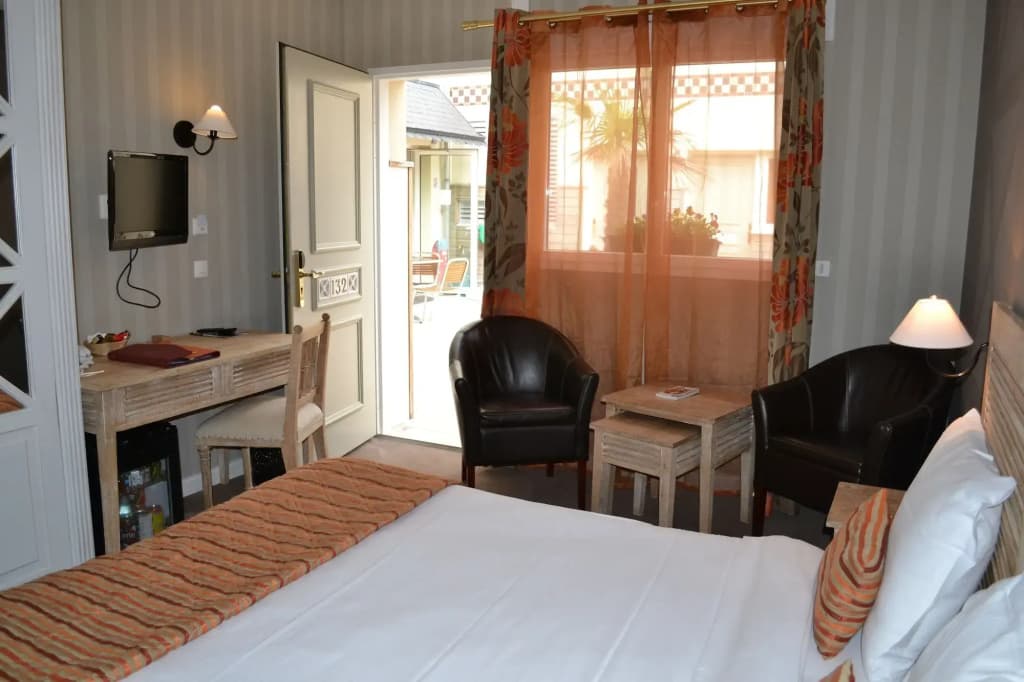 Hotel Almoria - Miniature 6