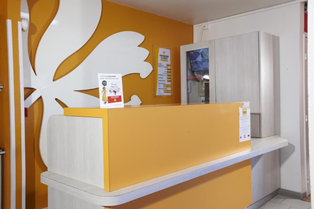 Hôtel Premiere Classe Marseille Ouest-Martigues - Photo 2