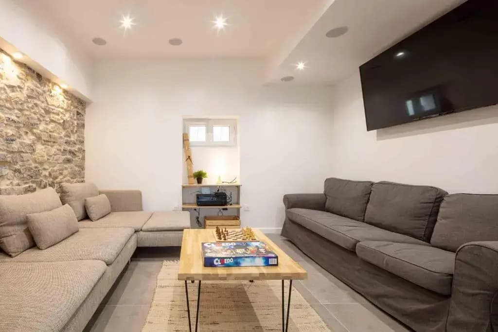 Ted Surf House - Photo 1
