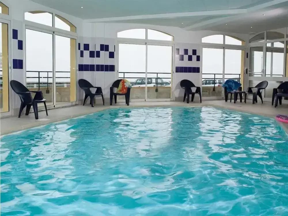 Comfortably Furnished Apartment With a sea View - Photo 5