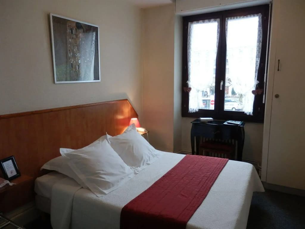 Le Comte Rouge - Photo 3