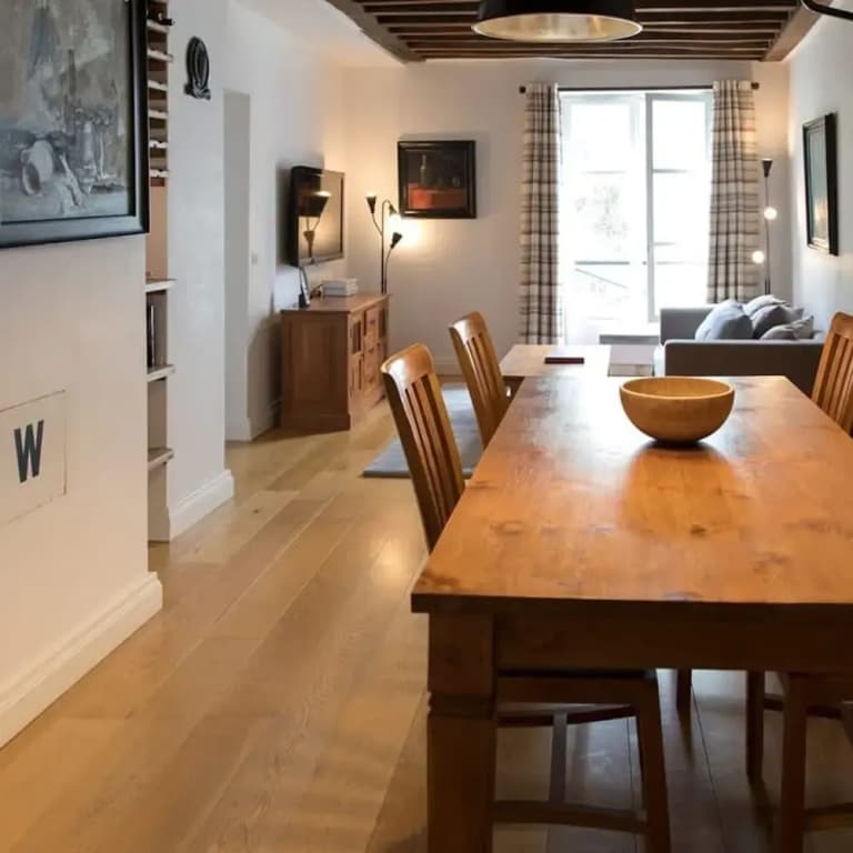 Marais Tradition 1bedroom in the Heart of Marais - Photo 1