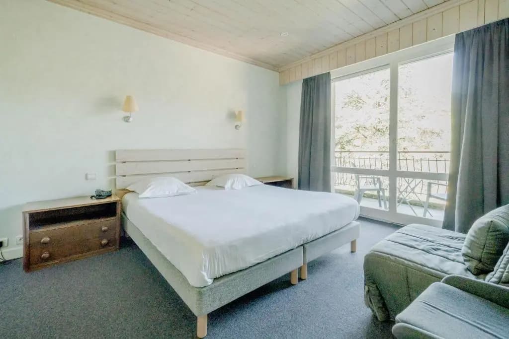 Hotel Du Lac - Photo 2