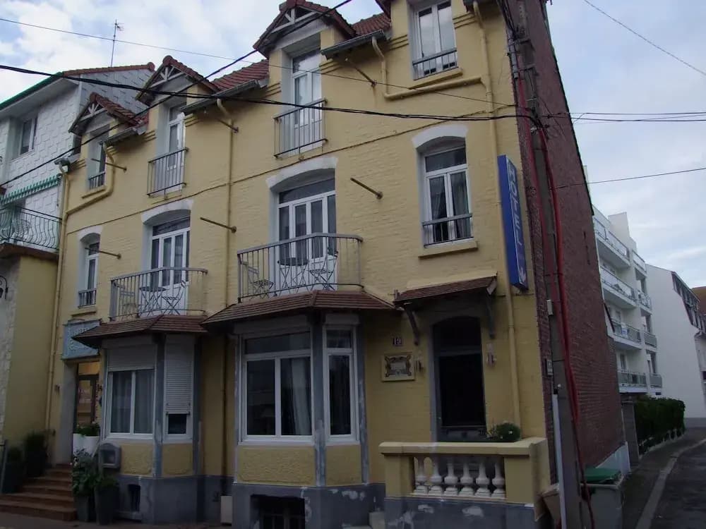 Hôtel Equinoxe - Photo 1