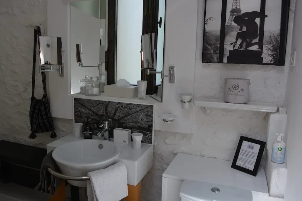 Ô Chai d'Œuvres - Luxury B&B - Miniature 7