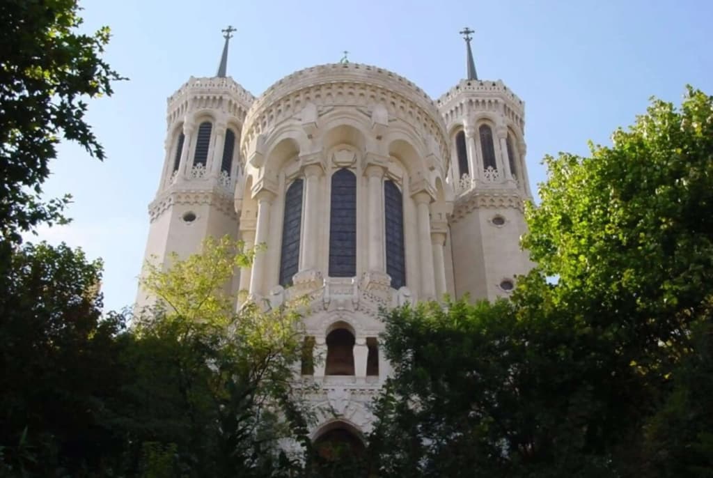 Kyriad Lyon Sud - Givors - Photo 1