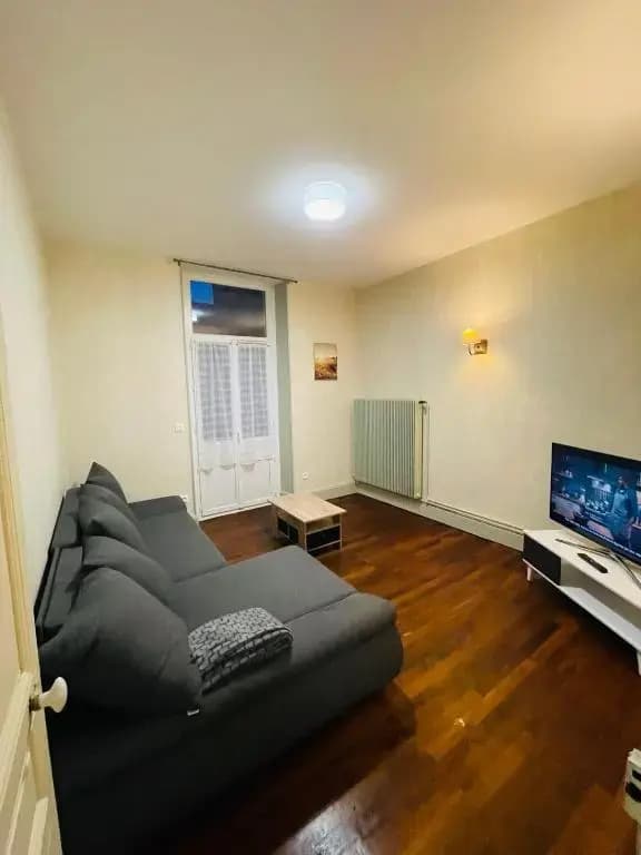Appartement proche de la ville et du parc du Truchet - Photo 2