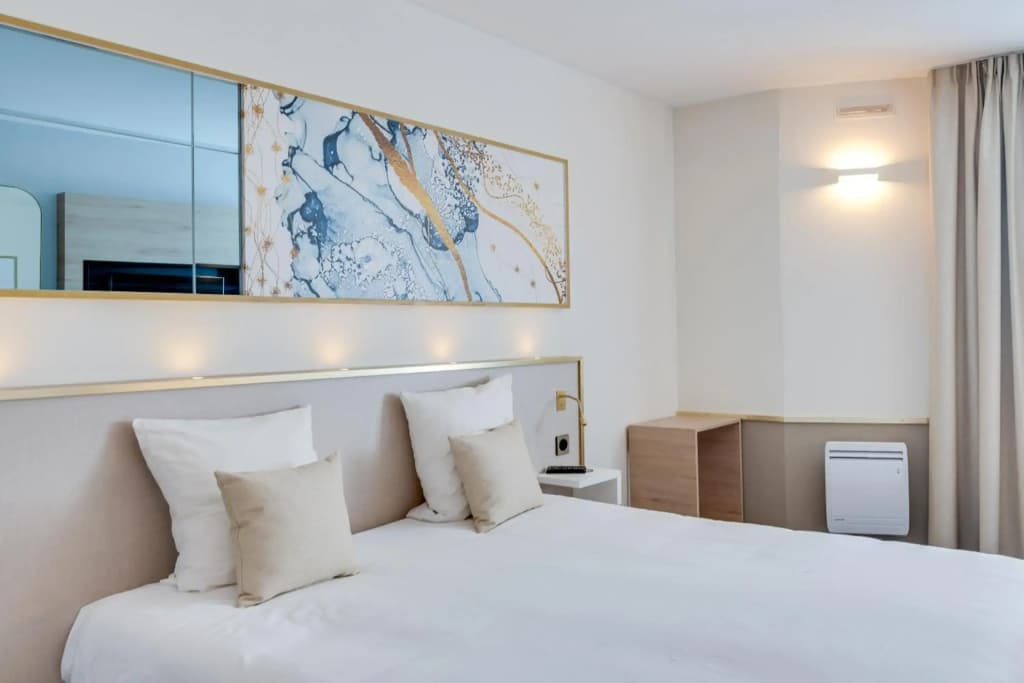 Brit Hotel Orléans St Jean de Braye - L'Antarès - Photo 4