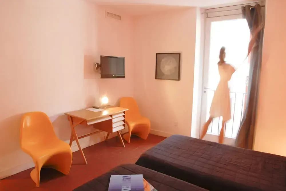 Hôtel  Burrhus - Photo 4