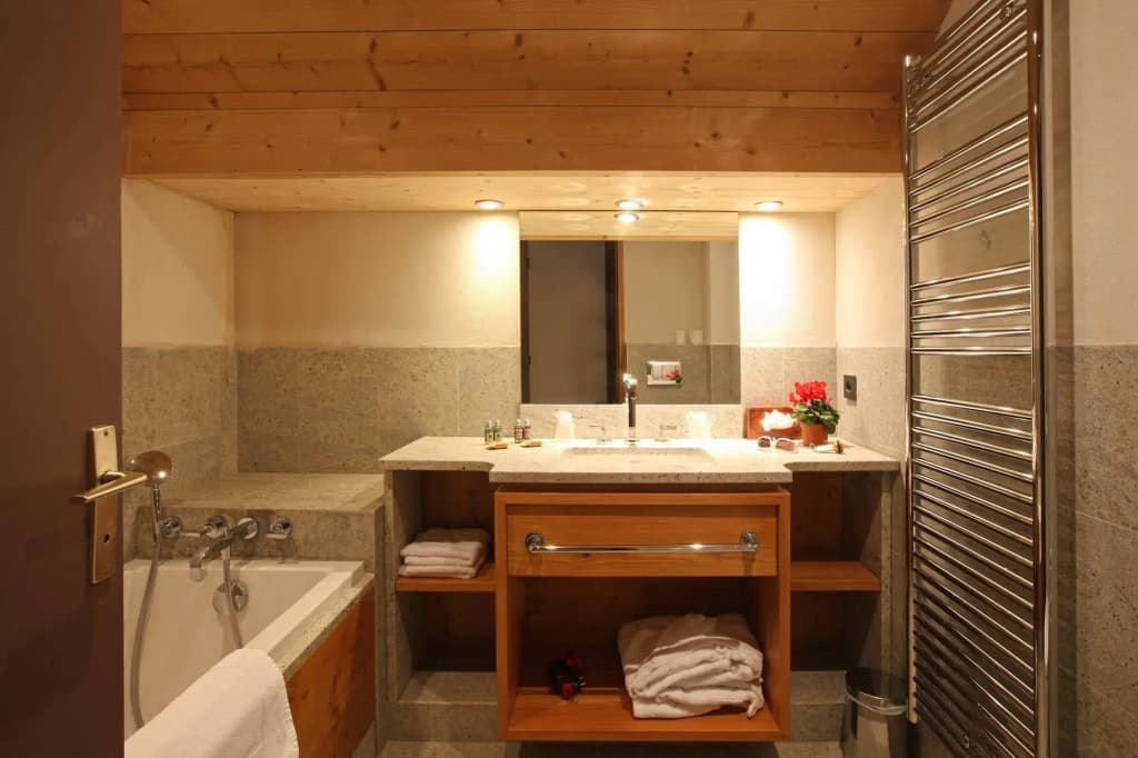 Hotel La Savoyarde - Photo 4