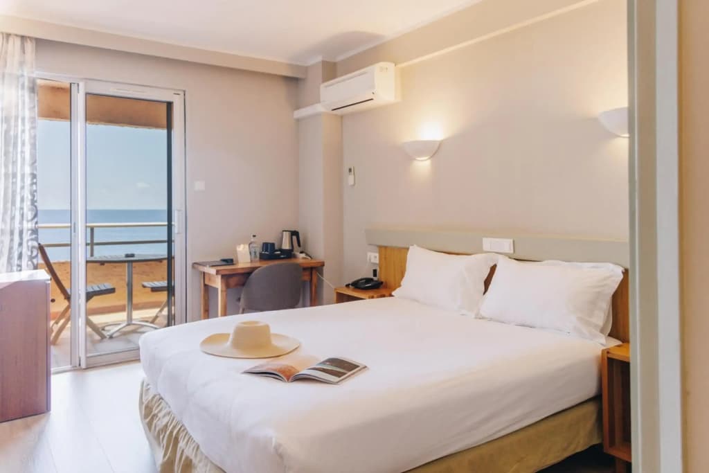 Hôtel Alivi - Photo 1