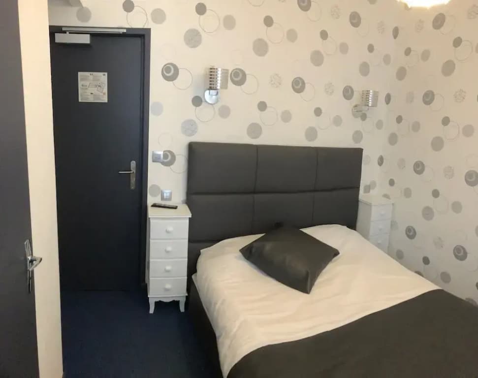 Hotel Le Faisan - Photo 2