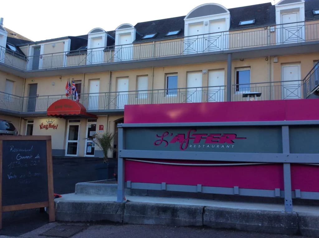 Hotel Eisenhower - Photo 1