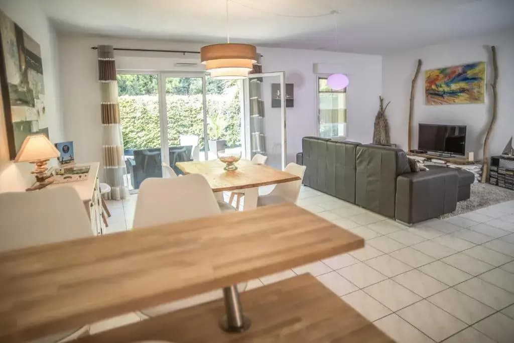 Appartement 90 m2 avec parking terrasse balcons, proche du port et plages - Photo 1