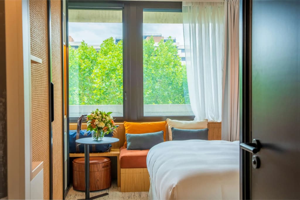 FirstName Bordeaux - part of JdV by Hyatt - Miniature 6