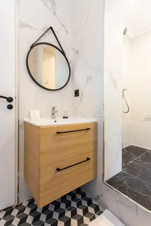 Cosy Studio Near Bastille Place - Miniature 7