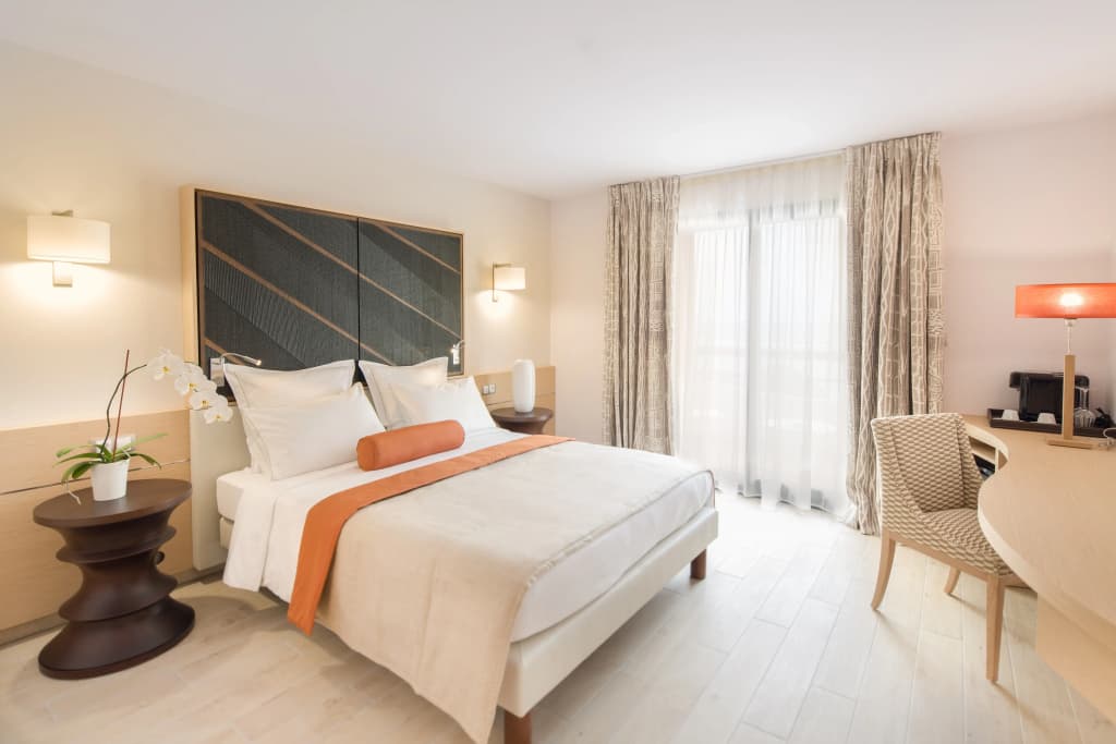 Akoya Hotel & Spa - Photo 5