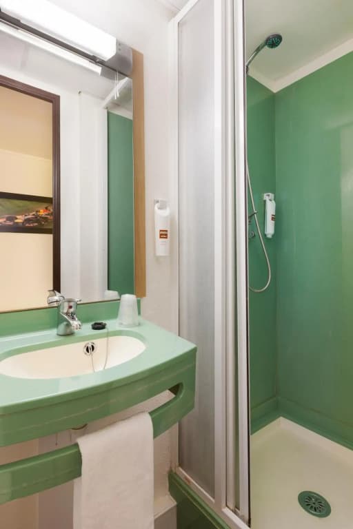 Enzo Hotels Chalons en Champagne - Miniature 8