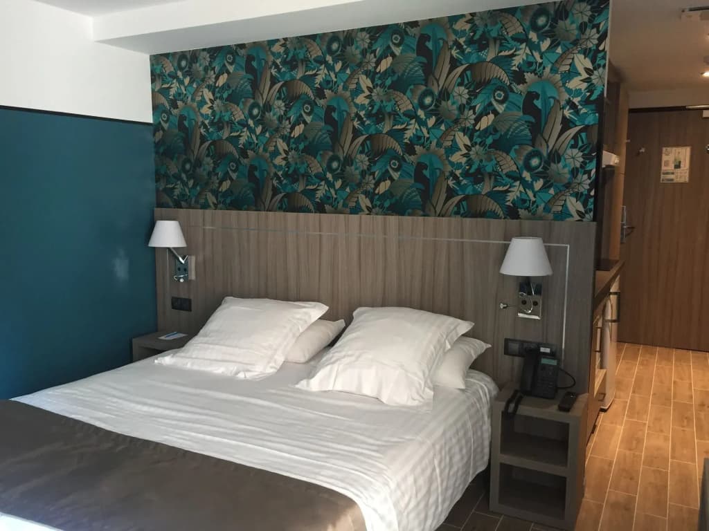 Unique Hotel & Residence - Photo 3