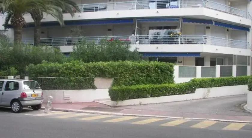 Home Rental Trois Pièces Croisette - Photo 1