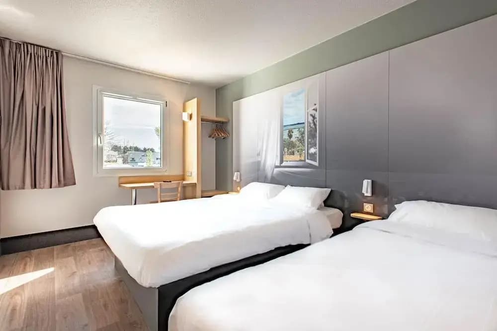B&B HOTEL Vannes Ouest Golfe du Morbihan - Photo 5
