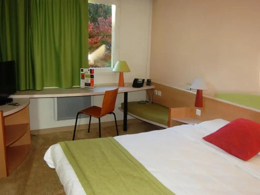 Sweet Home Hotel - Photo 3