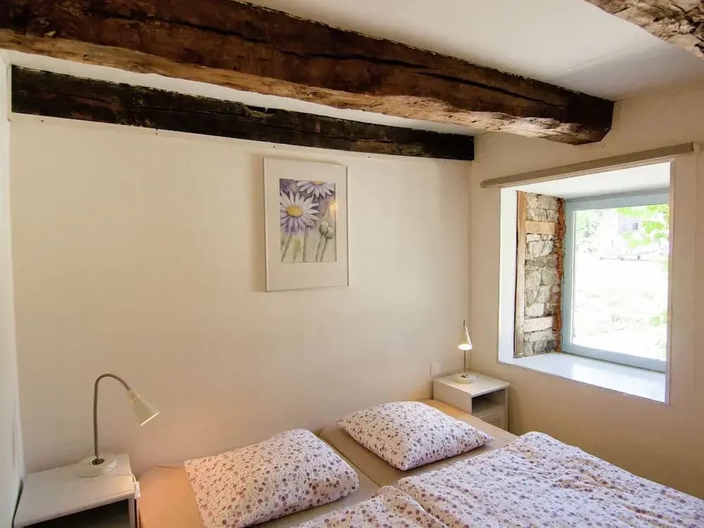 Comfortable and Cozy Cottage With Large Terrace - Photo 1