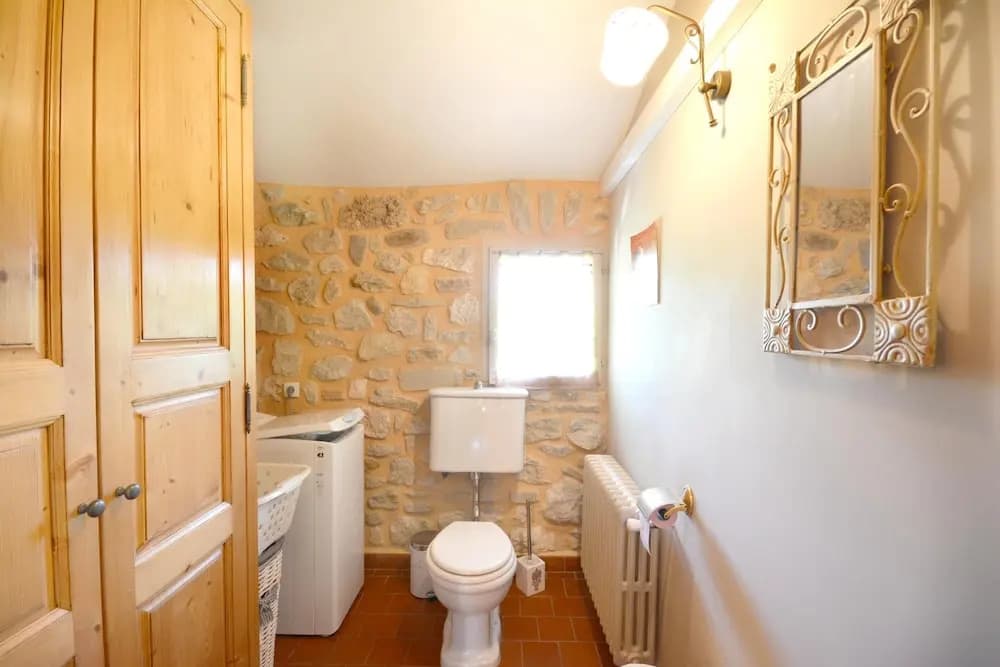 House With one Bedroom in Le Thor, With Furnished Garden and Wifi - Photo 4