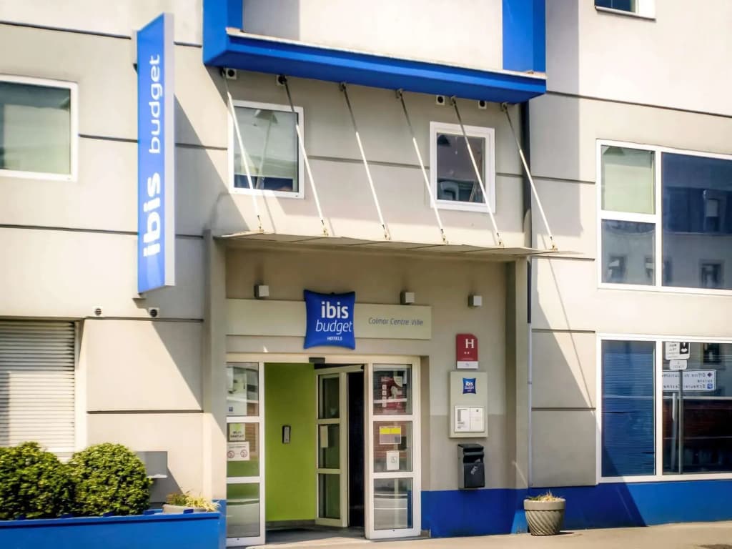 ibis budget Colmar Centre Ville - Photo 1
