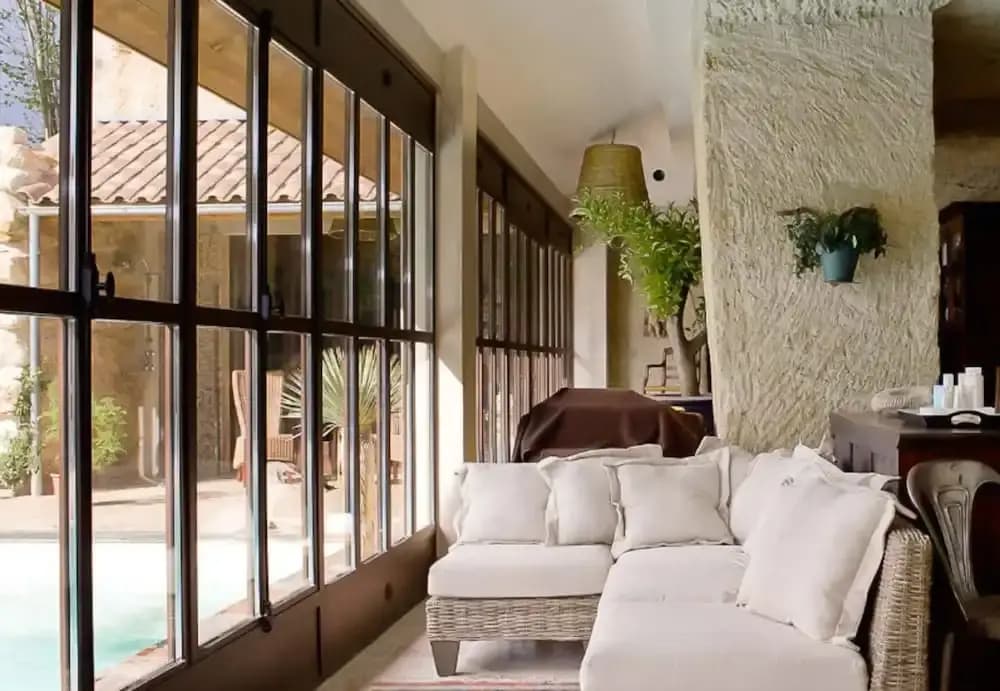 Château Latour Segur Suites & Spa - Miniature 8