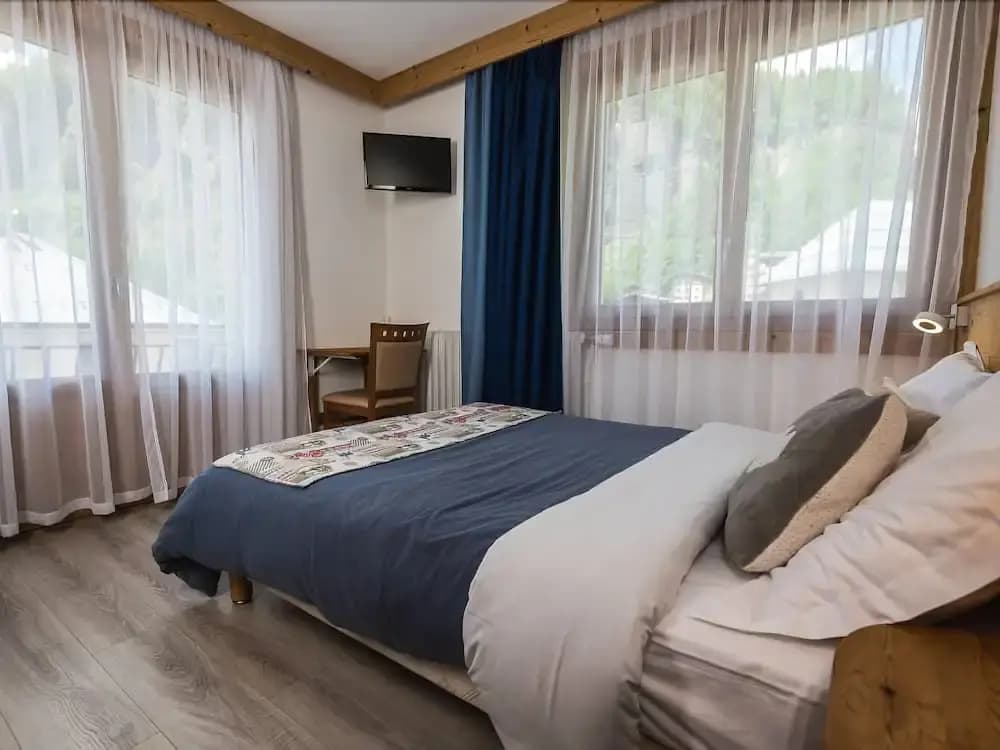 Hotel Flor'Alpes - Photo 2