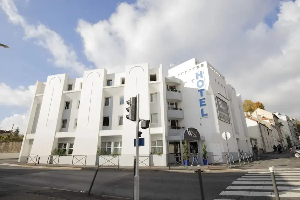 Wink Hotel Juvisy - Photo 1