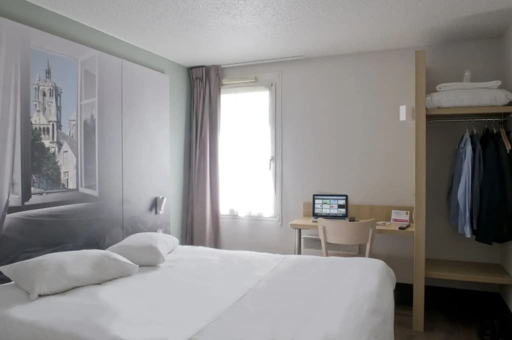 B&B HOTEL Saint-Quentin - Photo 5
