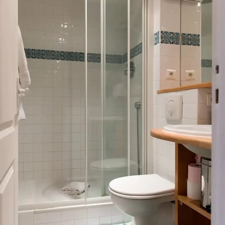 Coquelicot Delightful 1 Bedroom Apt Near Eiffel Tower - Miniature 7
