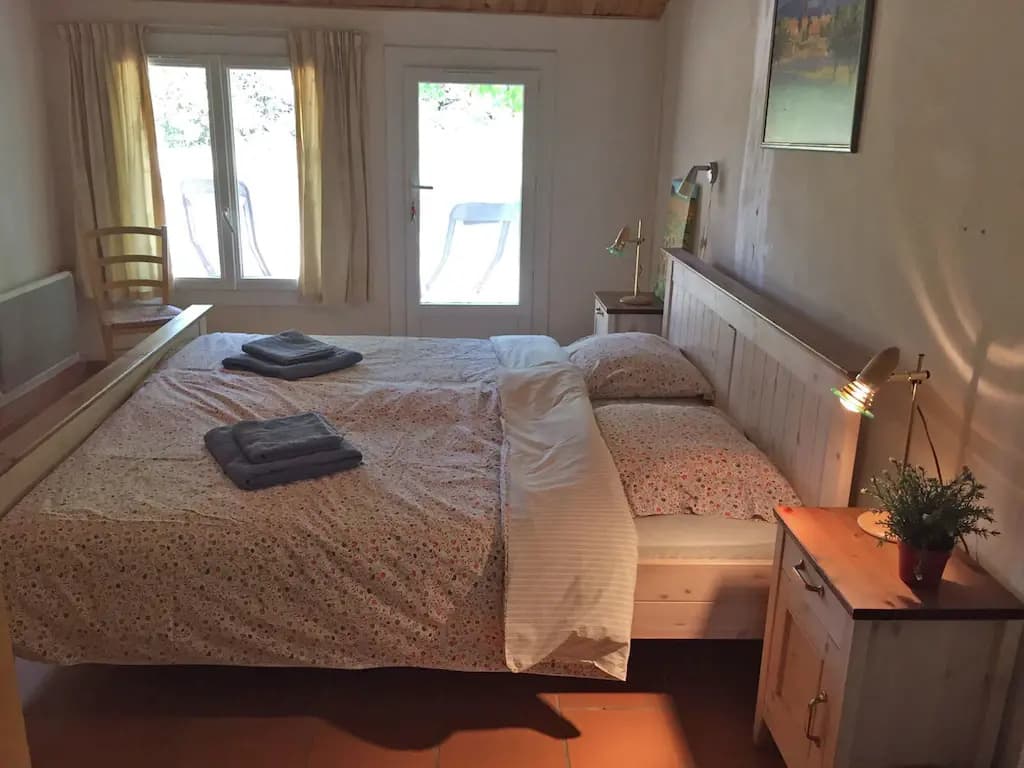 Holiday Home in Villecroze With Pool & Garden - Photo 5
