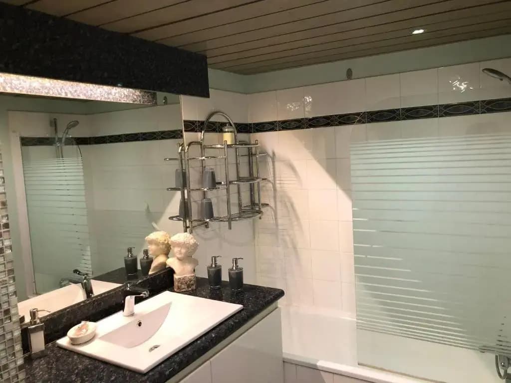 Bordorent Apartment - Miniature 8