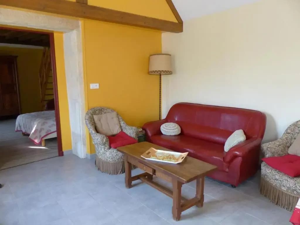 Gîte Dompierre-sur-Besbre, 4 pièces, 6 personnes - FR-1-489-51 - Photo 2