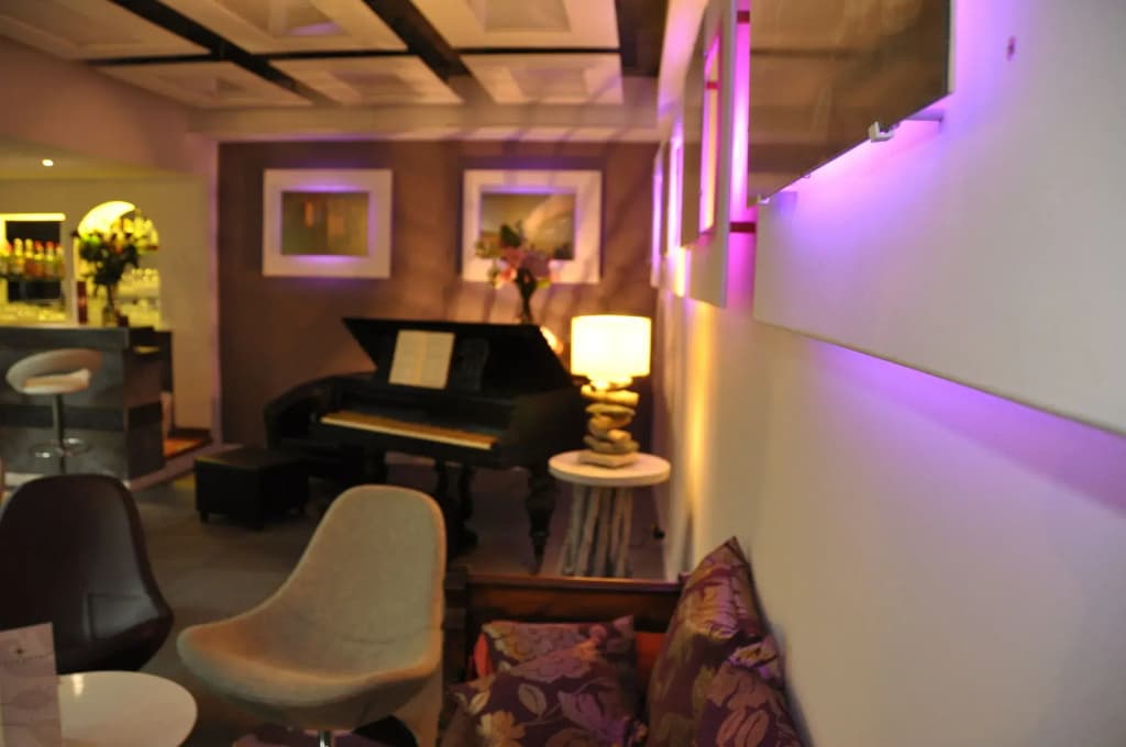 Sud Hotel - Photo 2