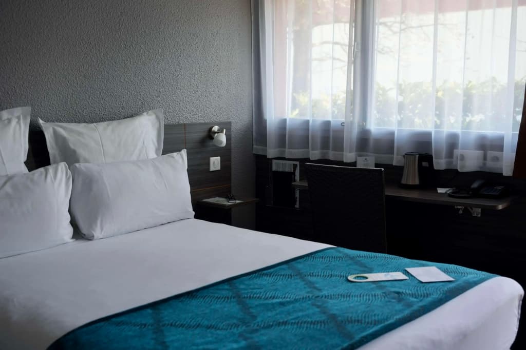 Sure Hotel by Best Western Biarritz Aeroport - Photo 4
