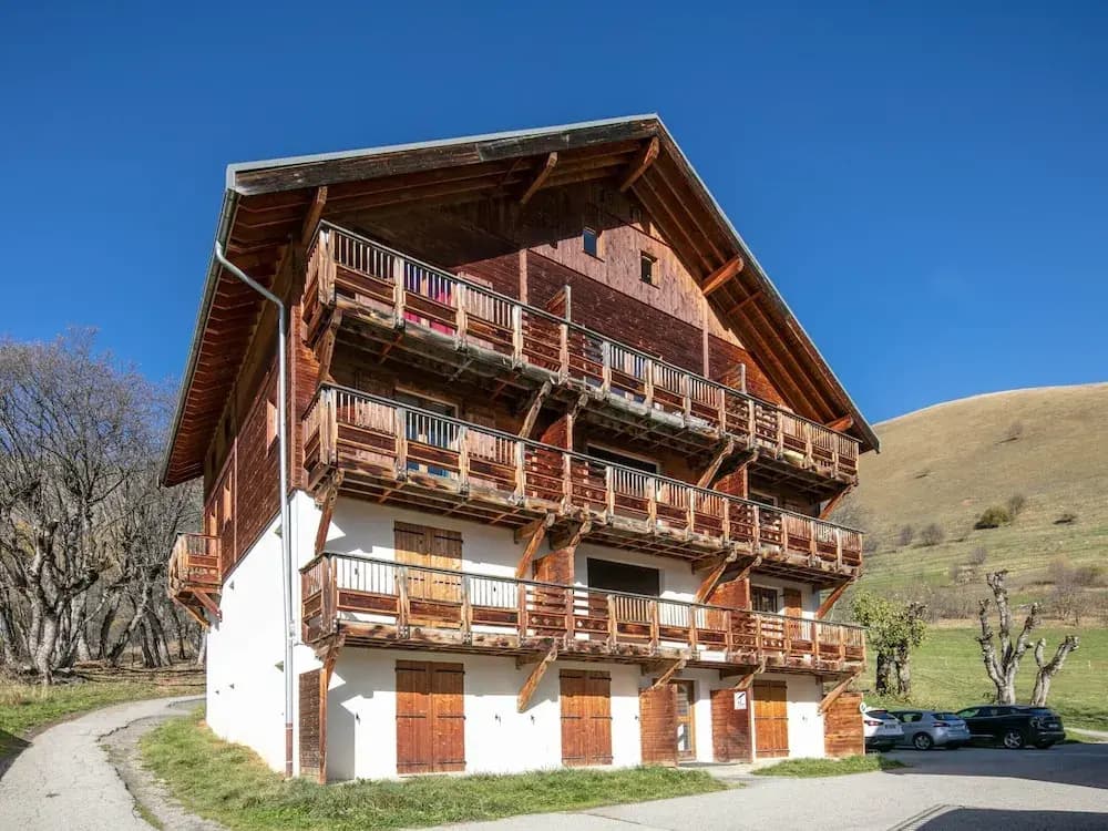 Studio in Saint-sorlin Near Ski Resort & Pool - Miniature 8