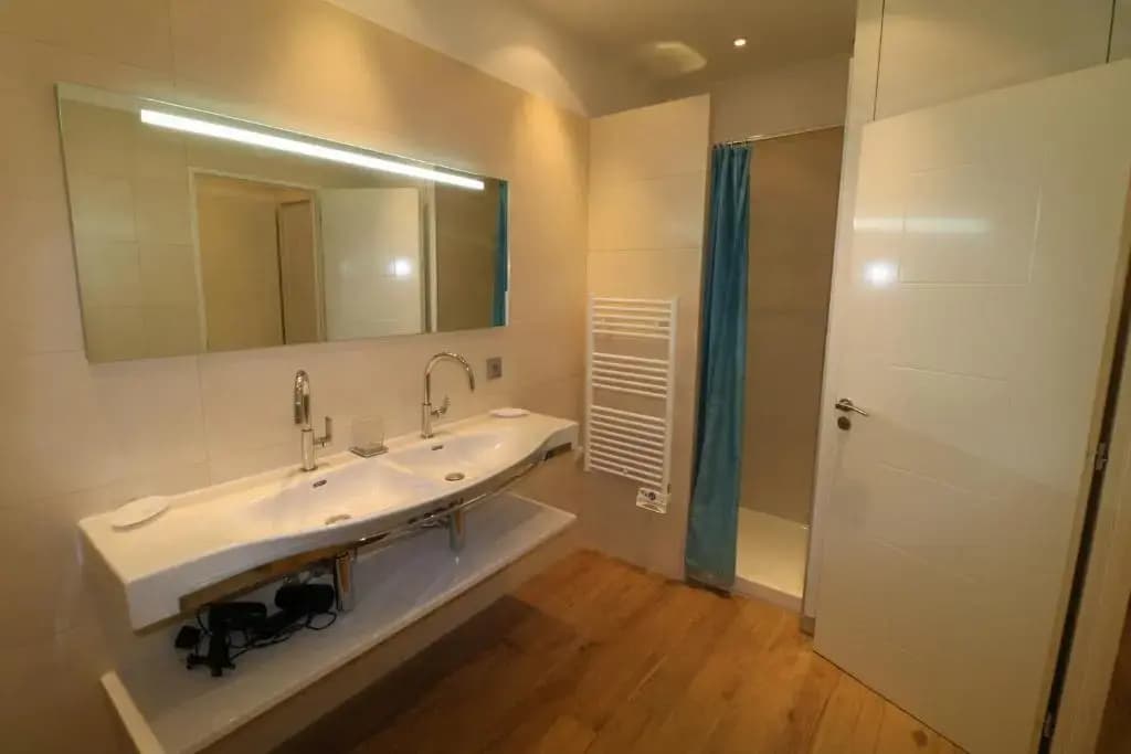 Luxury, central 3 bedroom, 3 bathrooms 5 mins from the Palais 410 - Miniature 7