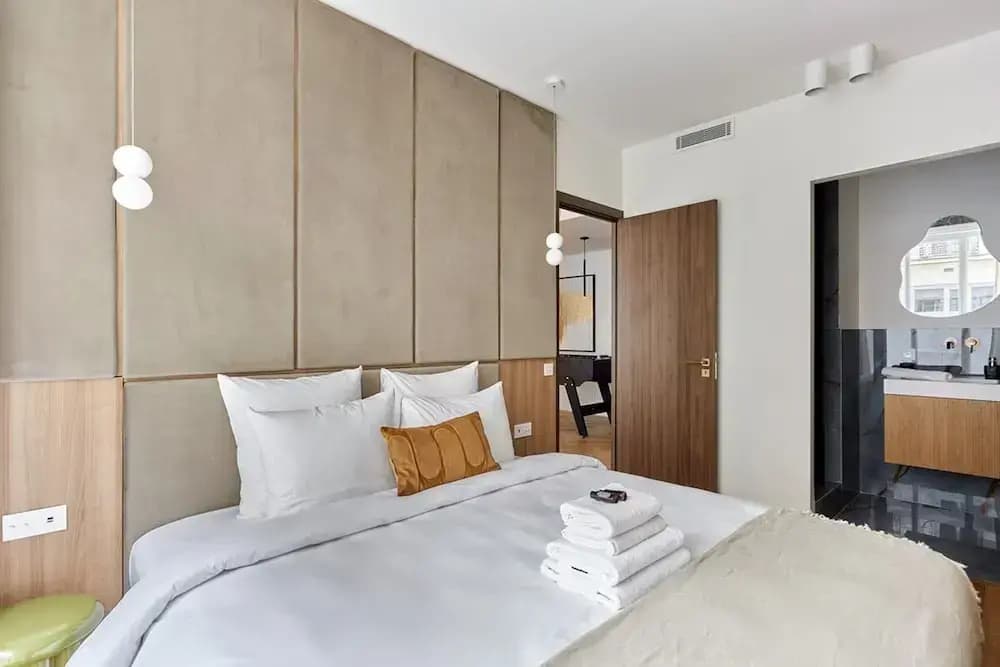 Exceptional Apartment With AC - Heart of Paris - Miniature 7