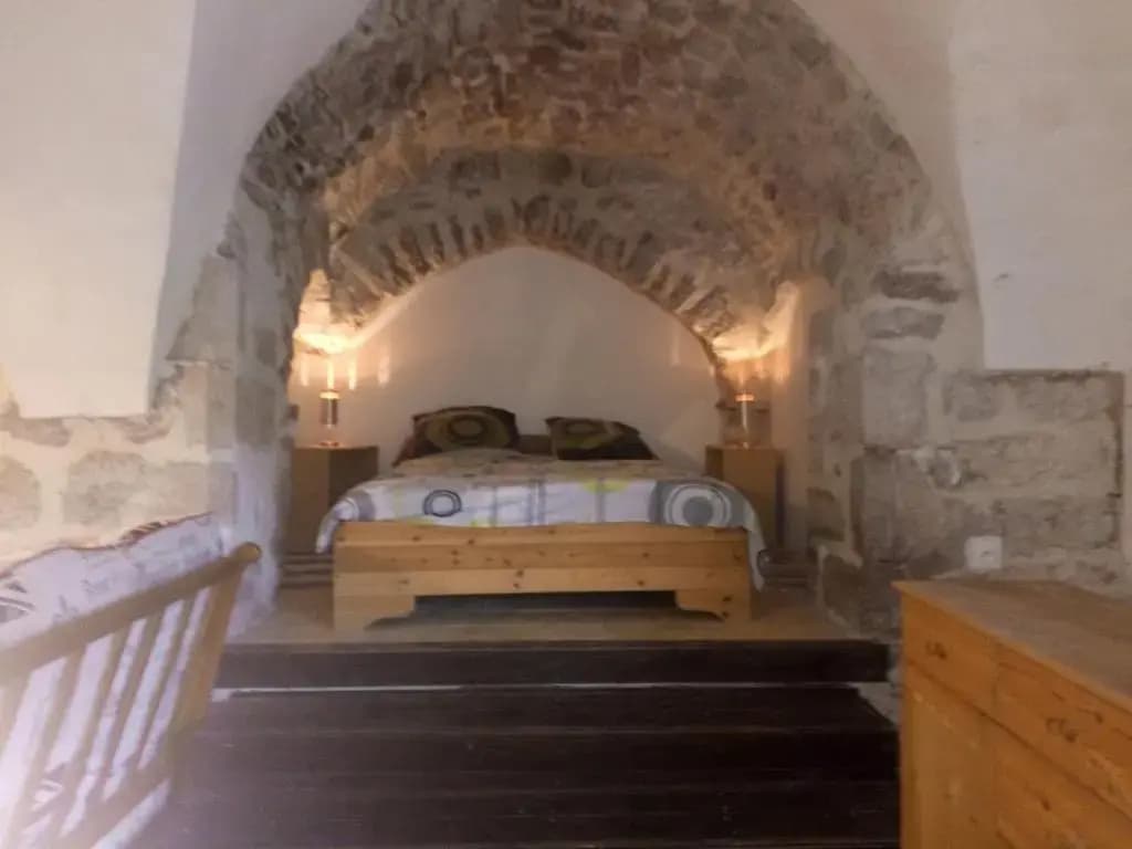 maison pierre et voûte au cœur du village - Photo 2
