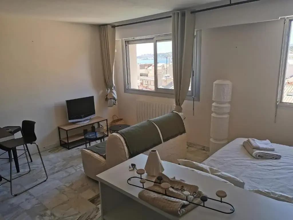 Studio avec vue - Photo 1