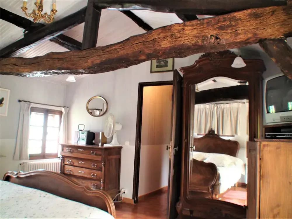 B&B With Charm - Quiet With Kitchen & sw Pool - Miniature 6