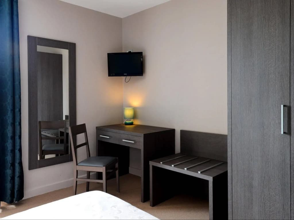Hôtel de La Poste - Photo 2