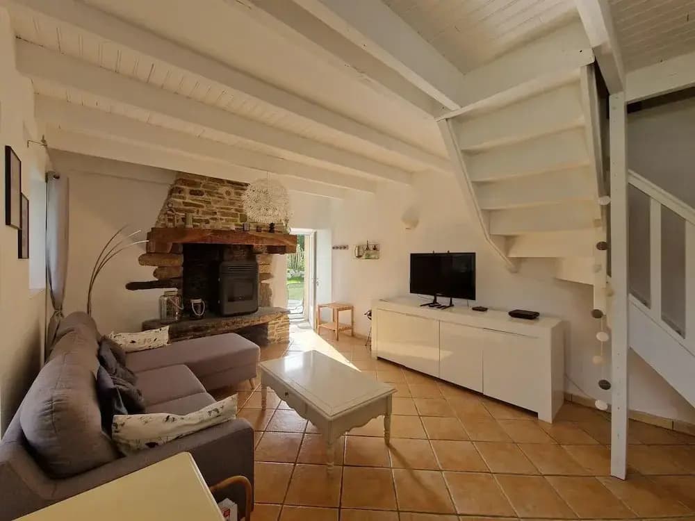 Countryside Holiday Home Near the Beach - Photo 4