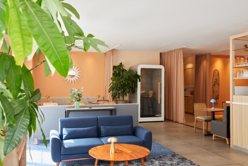 Hotel Indigo Bordeaux Centre Chartrons by IHG - Photo 2